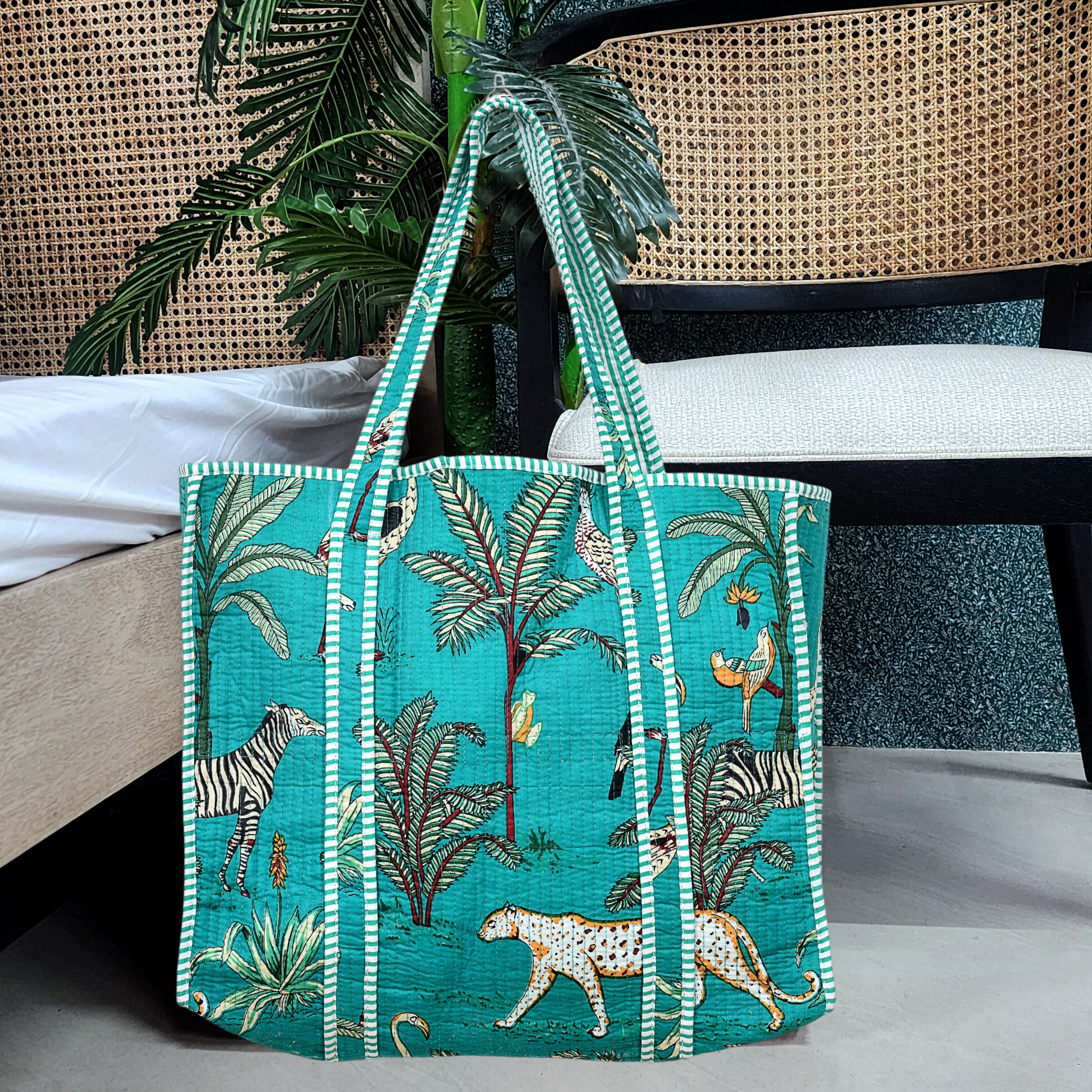 Quilted Cotton Tote Bag – Handmade Travel Shoulder Bag with Zipper & Pockets – Lightweight, Durable & Stylish for Daily Use (Turquoise Jungle)