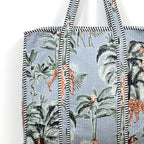 Quilted Cotton Tote Bag – Handmade Travel Shoulder Bag with Zipper & Pockets – Lightweight, Durable & Stylish for Daily Use (Grey Floral)