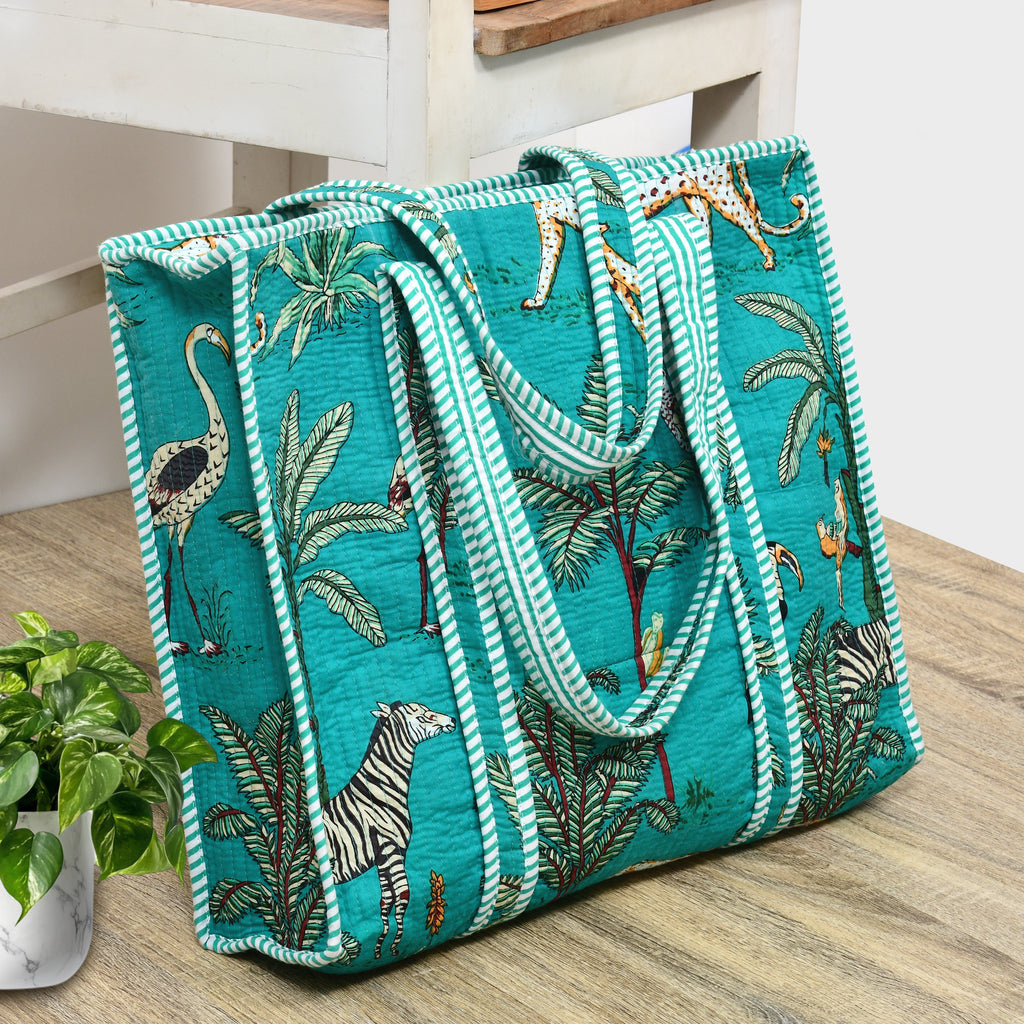 Quilted Cotton Tote Bag – Handmade Travel Shoulder Bag with Zipper & Pockets – Lightweight, Durable & Stylish for Daily Use (Turquoise Jungle)