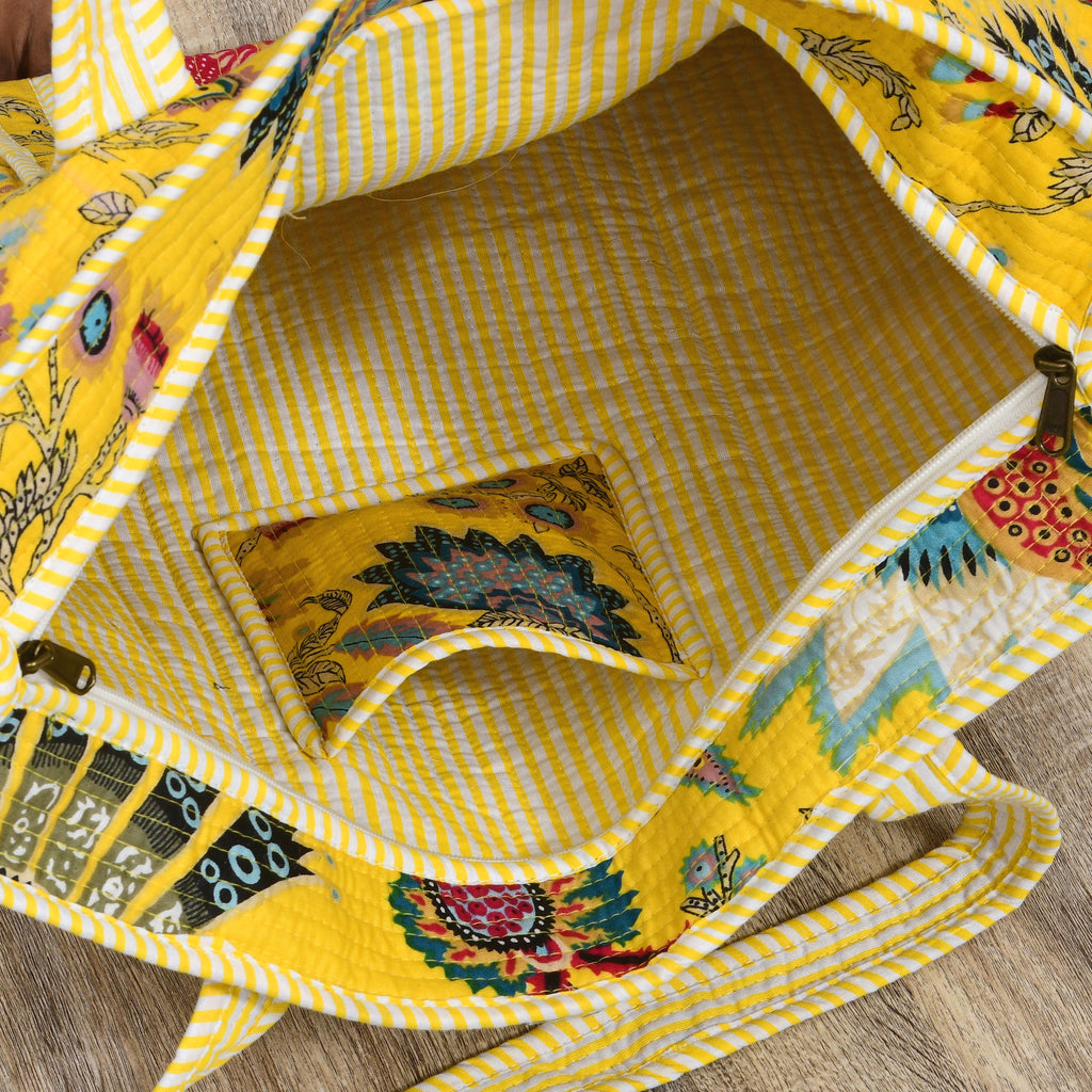 Quilted Cotton Tote Bag – Handmade Travel Shoulder Bag with Zipper & Pockets – Lightweight, Durable & Stylish for Daily Use (Yellow Floral)