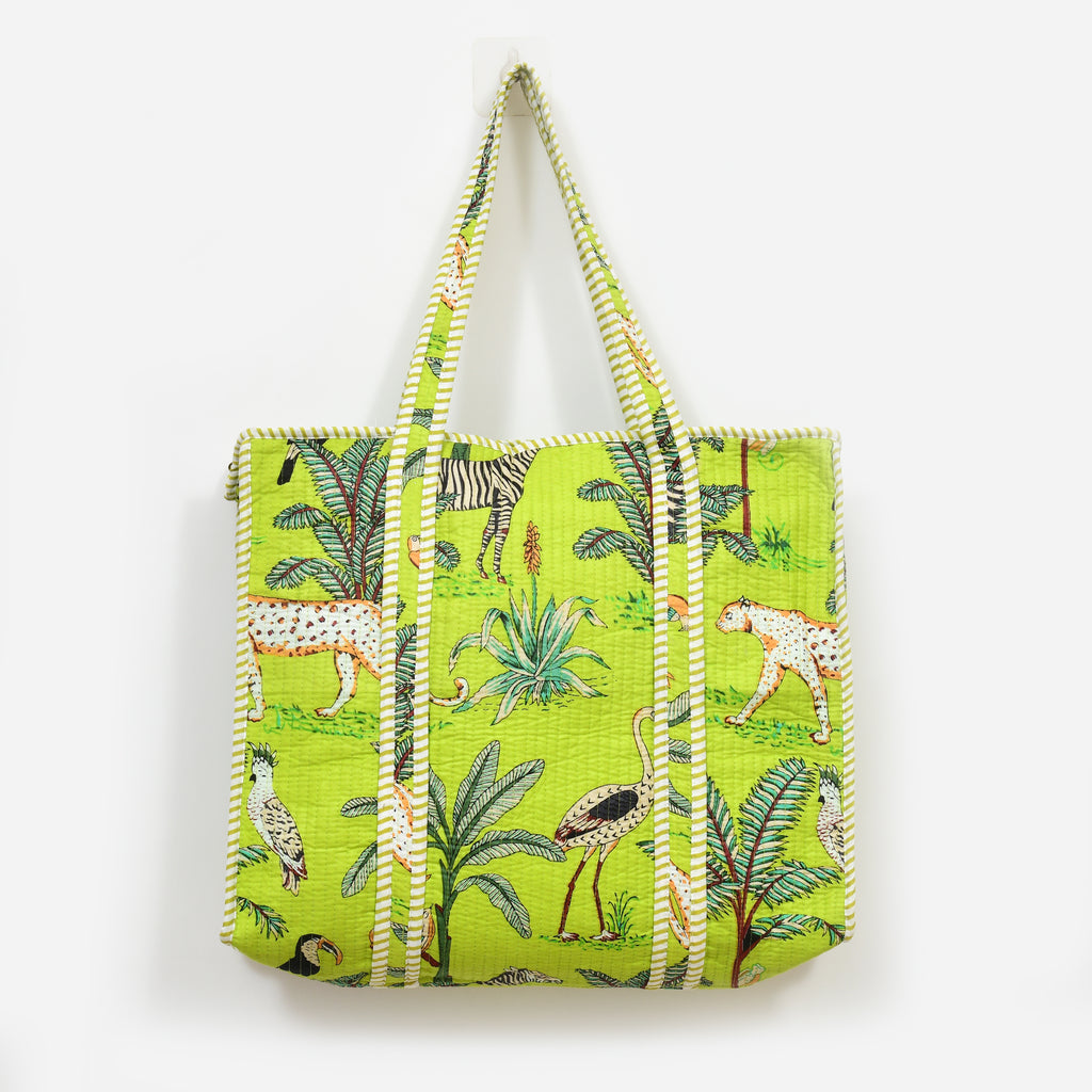 Quilted Cotton Tote Bag – Handmade Travel Shoulder Bag with Zipper & Pockets – Lightweight, Durable & Stylish for Daily Use (Parrot Green Jungle)